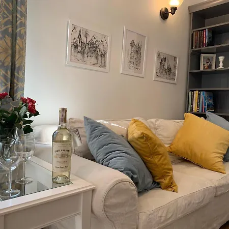 Apartment Wow *